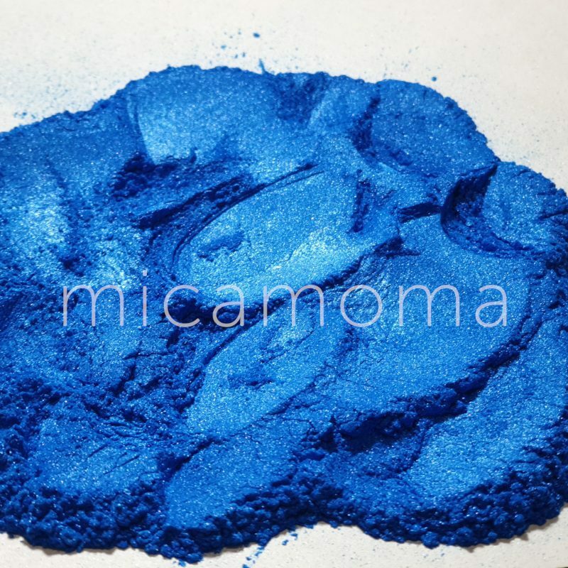 Azure Blue Mica Powder in Epoxy Resin
