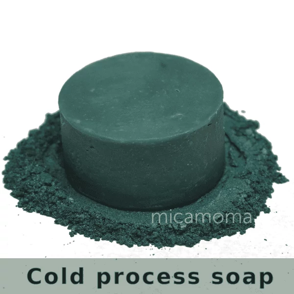 Cerulean Green Mica Powder in Soap