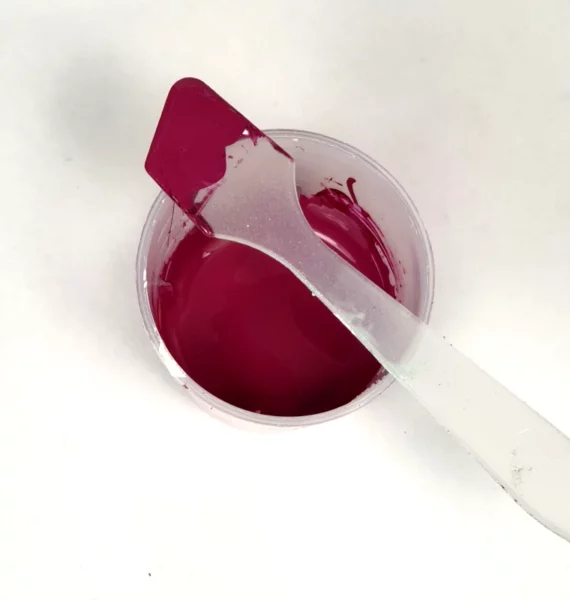 magenta nail polish recipe4 570x600 - How to Make Creme/Cream Nail Polishes at Home - DIY