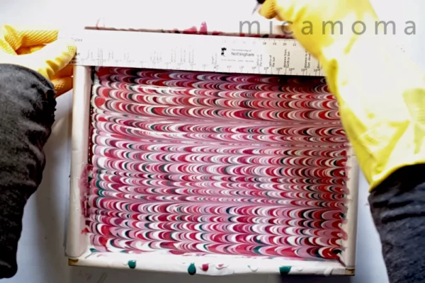 mint soap marble swirl13 600x400 - Minty Marble Swirl Tutorial - Cold Process Soap