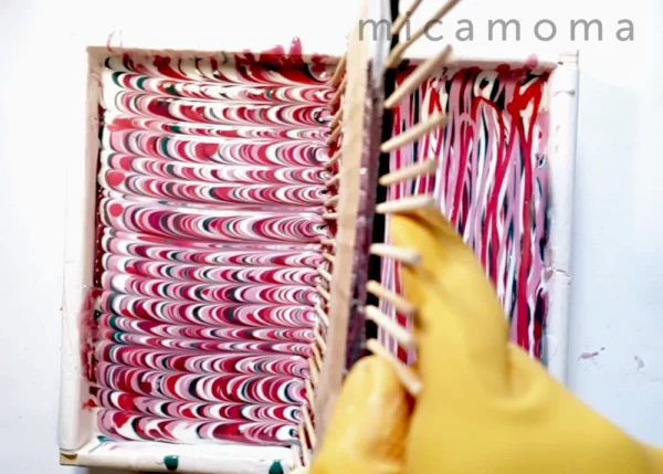 mint soap marble swirl9 600x429 - Minty Marble Swirl Tutorial - Cold Process Soap