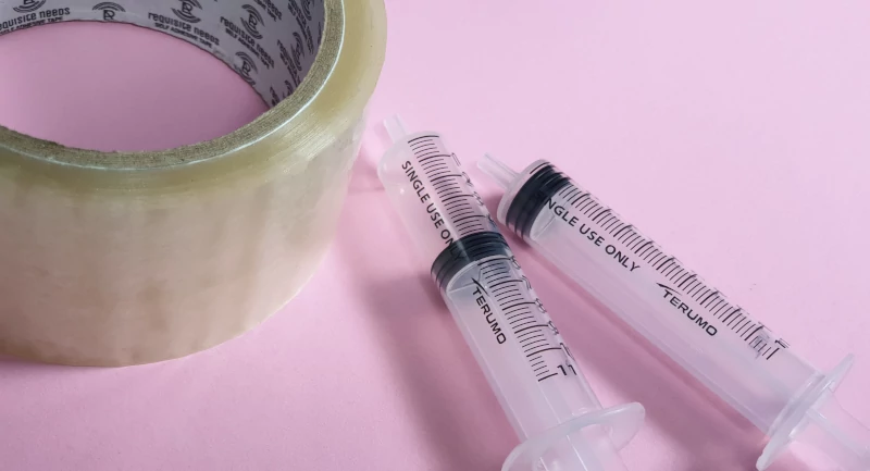 syringe-cellotape1-1 syringe-cellotape1-1