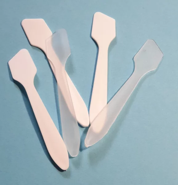 plastic-mixing-spatulas-indie-nail-polish